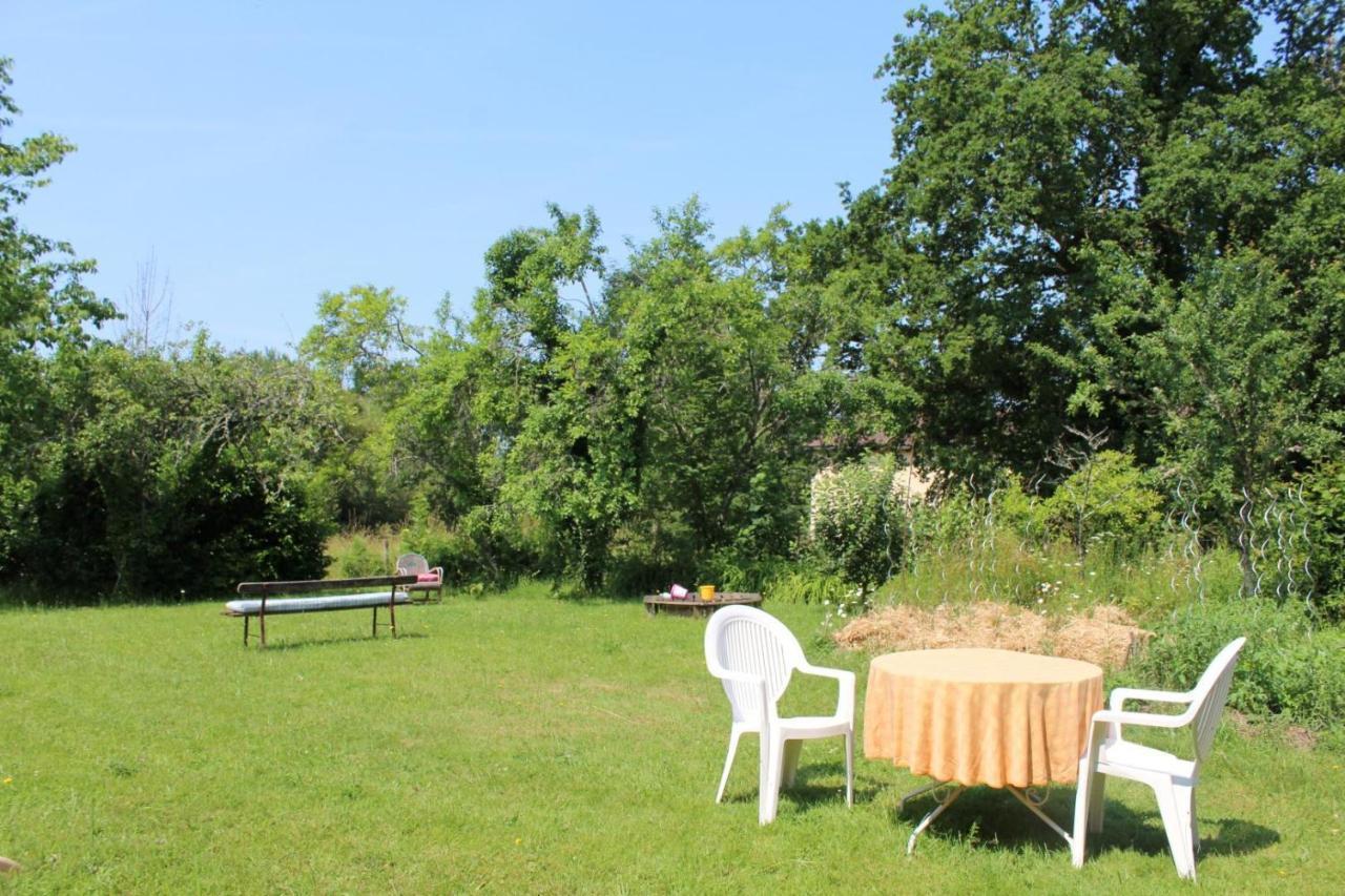Nantiat Les Vieux Fourneaux Bed & Breakfast エクステリア 写真